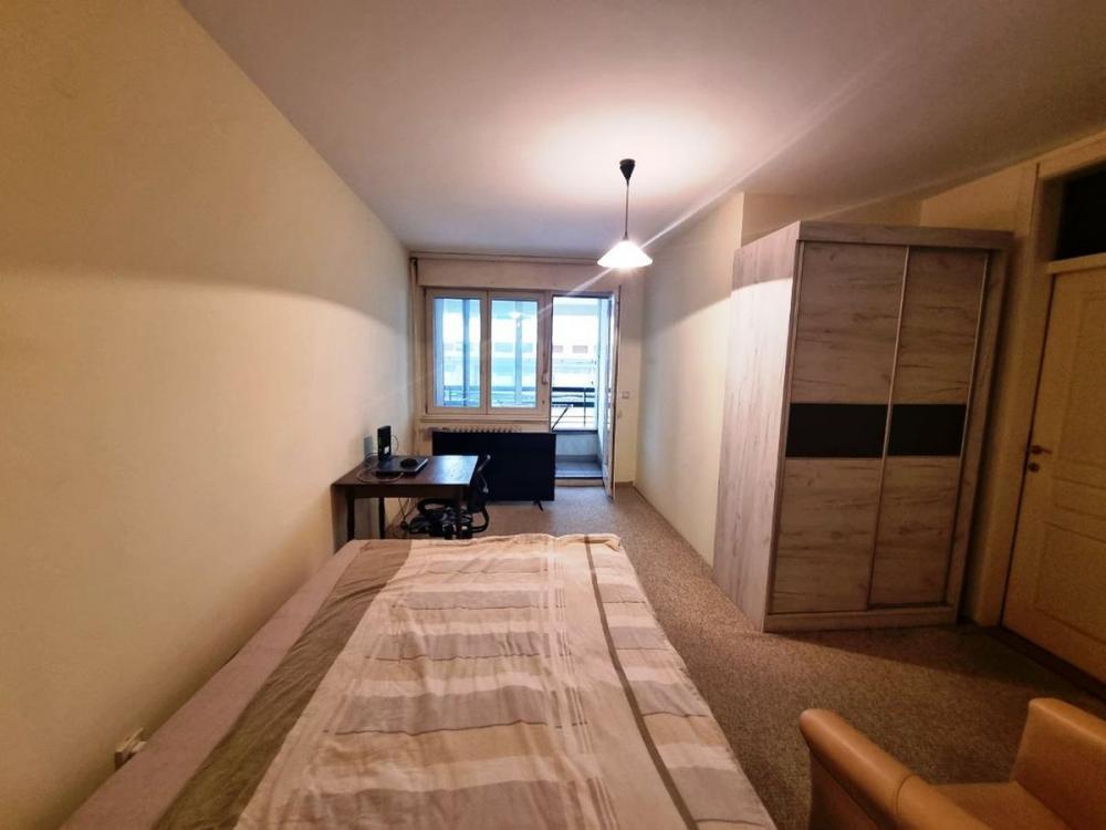 Slika 4 - Stan,NOVI SAD,BULEVAR,kv: 31, € 85490, ID: 1007178