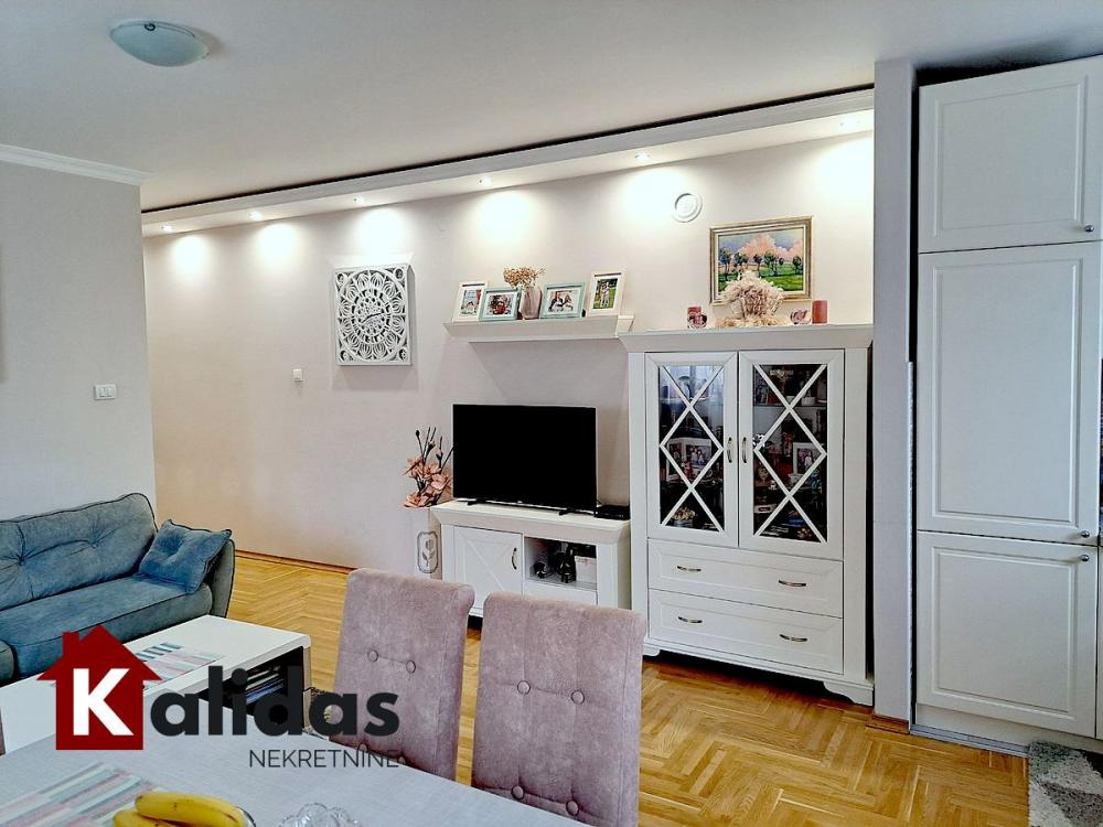 Slika 3 - Stan,NOVI SAD,TELEP,kv: 53, € 149350, ID: 1005392