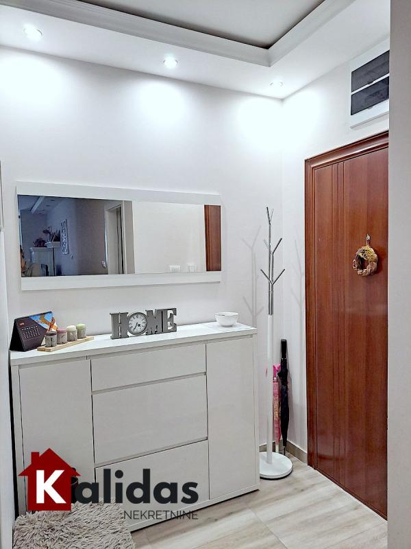 Slika 11 - Stan,NOVI SAD,TELEP,kv: 53, € 149350, ID: 1005392