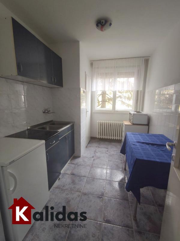 Slika 6 - Stan,NOVI SAD,DETELINARA,kv: 50, € 123600, ID: 1005466