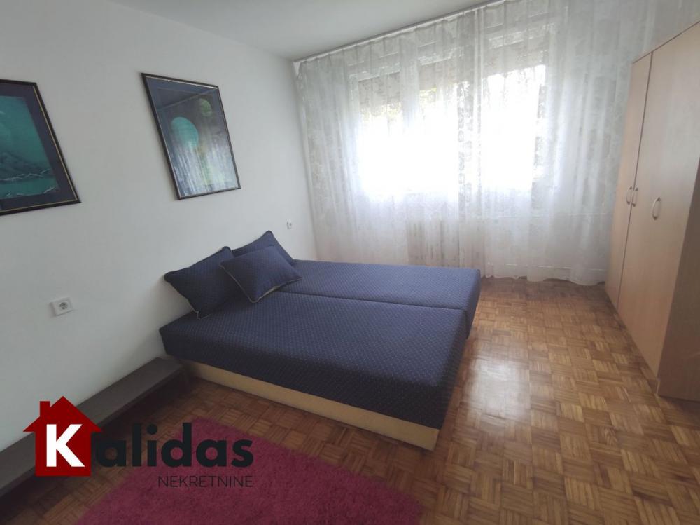 Slika 3 - Stan,NOVI SAD,DETELINARA,kv: 50, € 123600, ID: 1005466