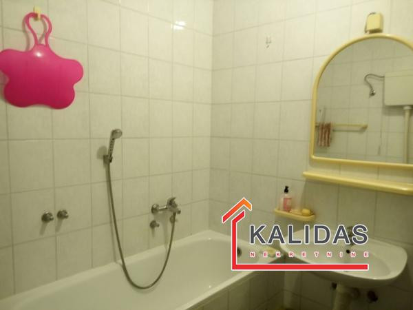 Slika 8 - Stan,NOVI SAD,NOVA DETELINARA,kv: 49, € 123600, ID: 1001294