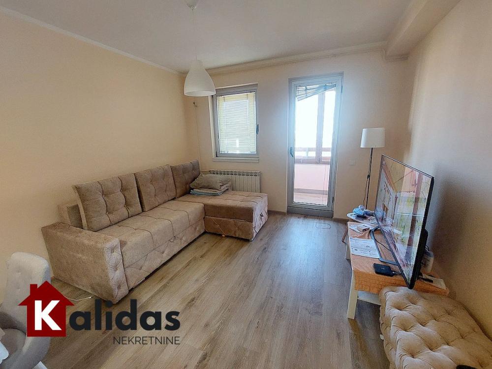 Slika 2 - Stan,NOVI SAD,BULEVAR,kv: 44, € 135960, ID: 1007235