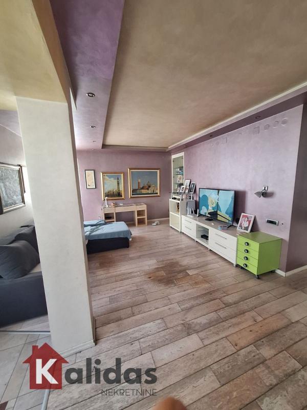 Slika 1 - Stan,NOVI SAD,BULEVAR,kv: 174, € 268800, ID: 1007390