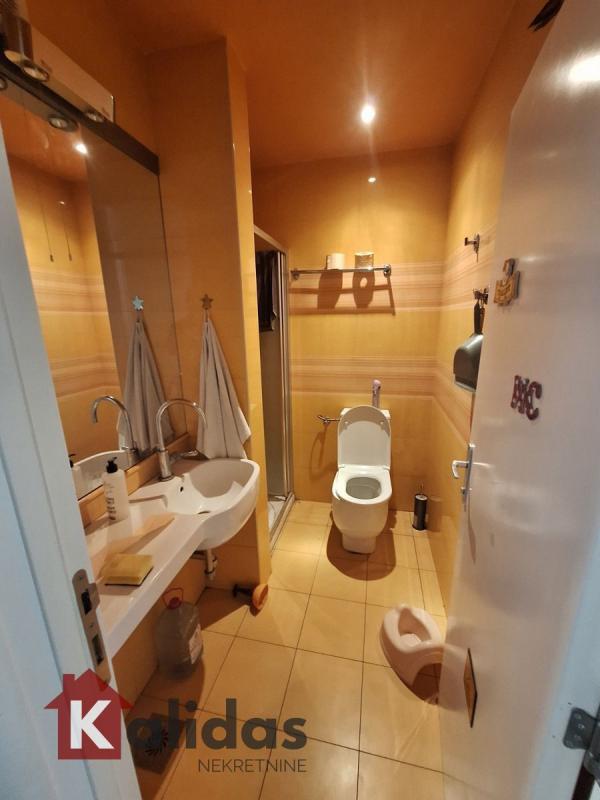 Slika 3 - Stan,NOVI SAD,BULEVAR,kv: 174, € 268800, ID: 1007390