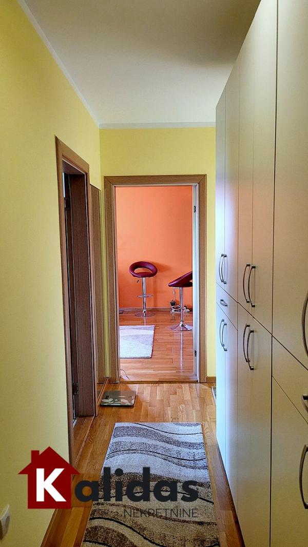 Slika 10 - Stan,NOVI SAD,BULEVAR EVROPE,kv: 60, € 154500, ID: 1005287