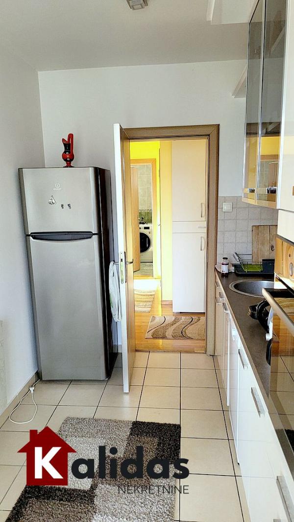 Slika 9 - Stan,NOVI SAD,BULEVAR EVROPE,kv: 60, € 154500, ID: 1005287