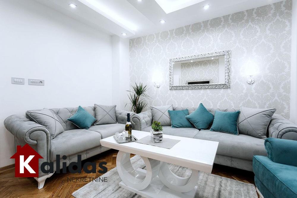 Slika 1 - Stan,NOVI SAD,CENTAR,kv: 38, € 154500, ID: 1004878