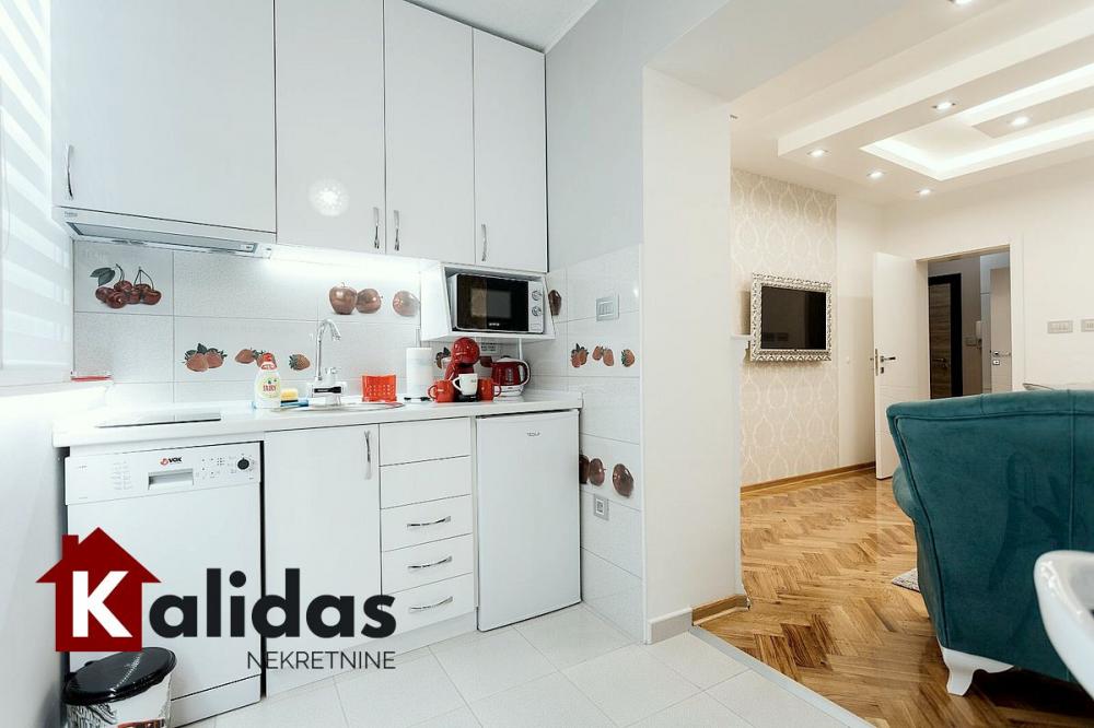 Slika 6 - Stan,NOVI SAD,CENTAR,kv: 38, € 154500, ID: 1004878