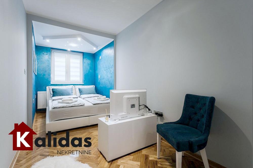 Slika 10 - Stan,NOVI SAD,CENTAR,kv: 38, € 154500, ID: 1004878
