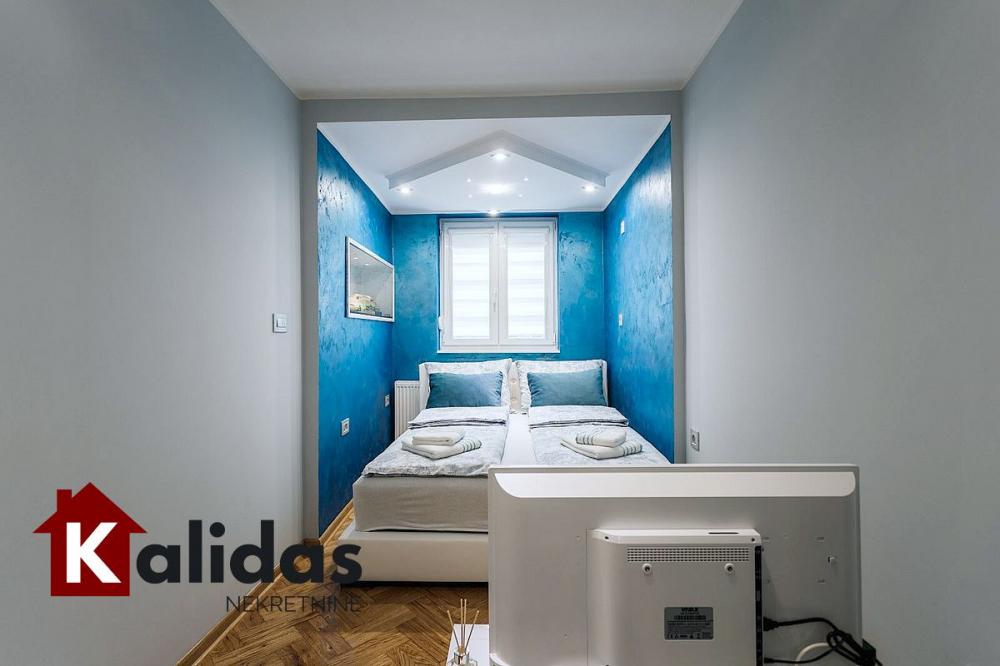 Slika 11 - Stan,NOVI SAD,CENTAR,kv: 38, € 154500, ID: 1004878