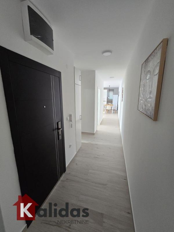 Slika 5 - Stan,NOVI SAD,ADICE,kv: 88, € 176100, ID: 1007257