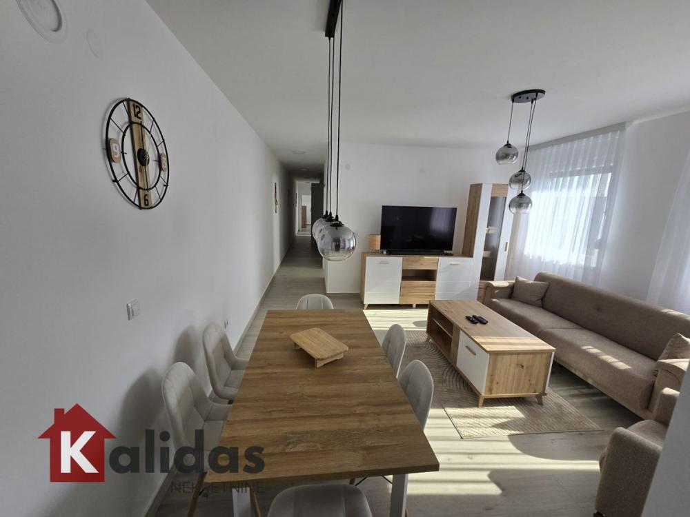 Slika 1 - Stan,NOVI SAD,ADICE,kv: 88, € 176100, ID: 1007257