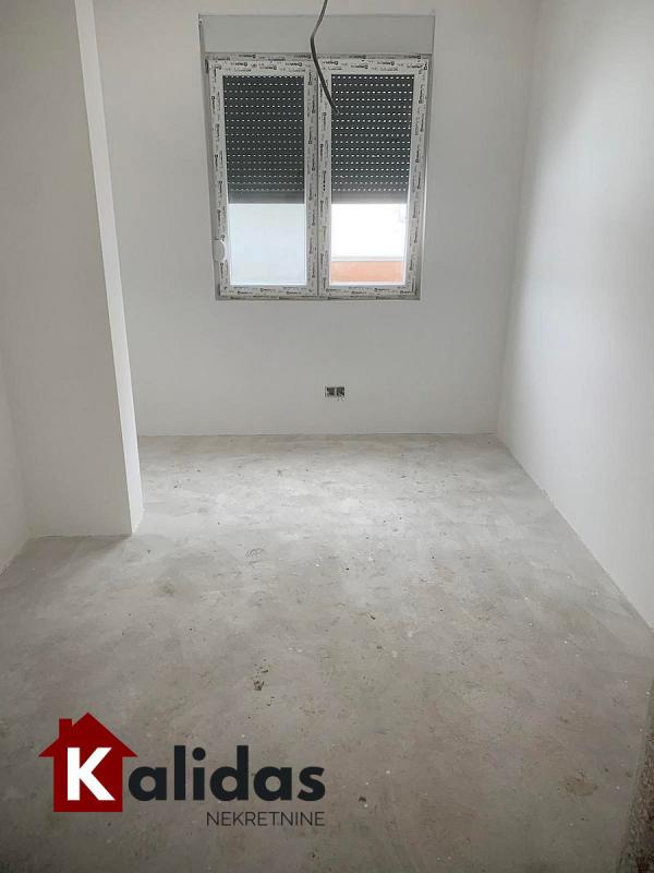 Slika 5 - Stan,PETROVARADIN,PETROVARADIN,kv: 81, € 141100, ID: 1005971