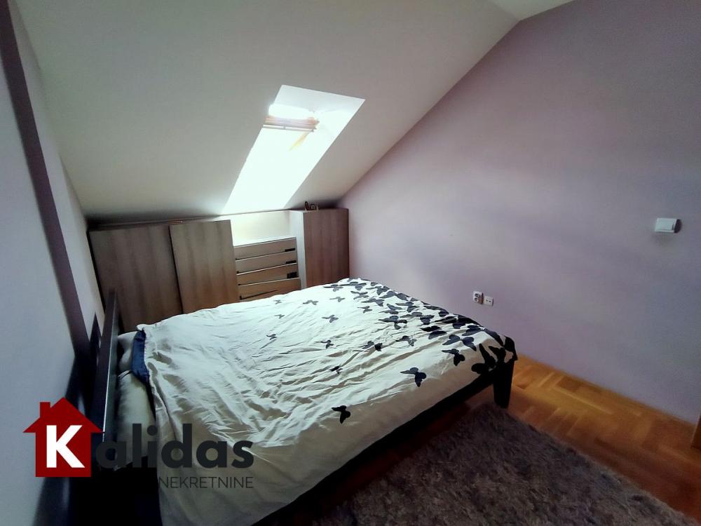 Slika 8 - Stan,NOVI SAD,CENTAR,kv: 86, € 218360, ID: 1004218