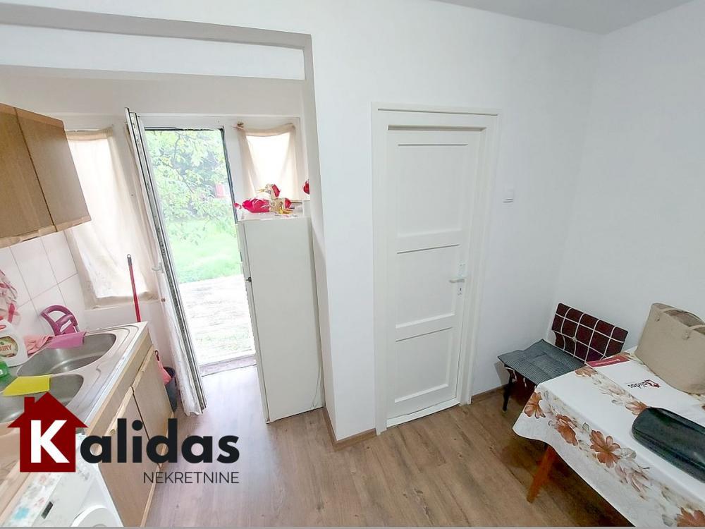 Slika 5 - Stan,NOVI SAD,SATELIT,kv: 30, € 82400, ID: 1005550