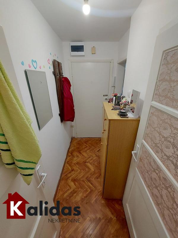 Slika 8 - Stan,NOVI SAD,SATELIT,kv: 30, € 82400, ID: 1005550