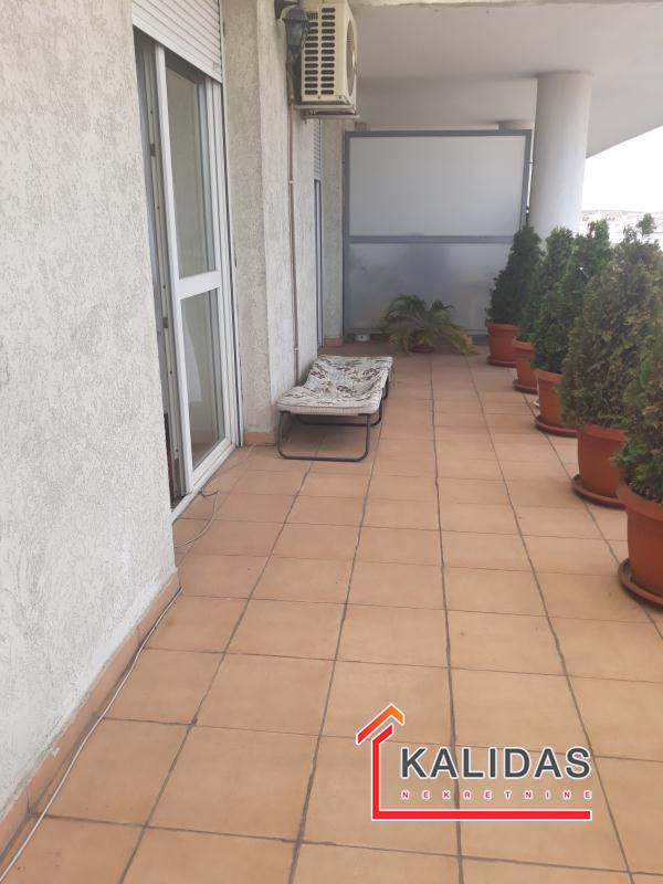 Slika 7 - Stan,NOVI SAD,CENTAR,kv: 148, € 251500, ID: 1001000
