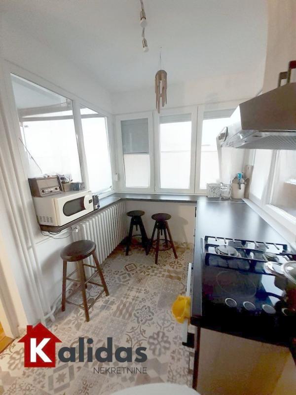 Slika 11 - Stan,NOVI SAD,BULEVAR,kv: 75, € 185400, ID: 1005879
