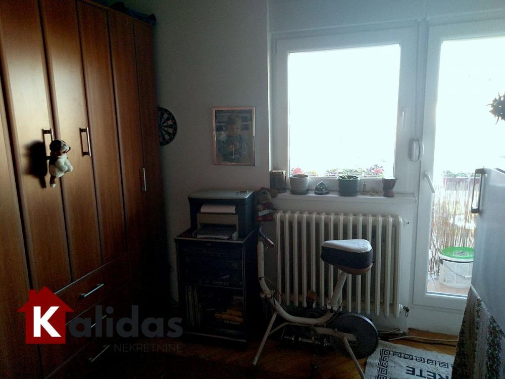 Slika 10 - Stan,NOVI SAD,BULEVAR,kv: 79, € 164800, ID: 1003834