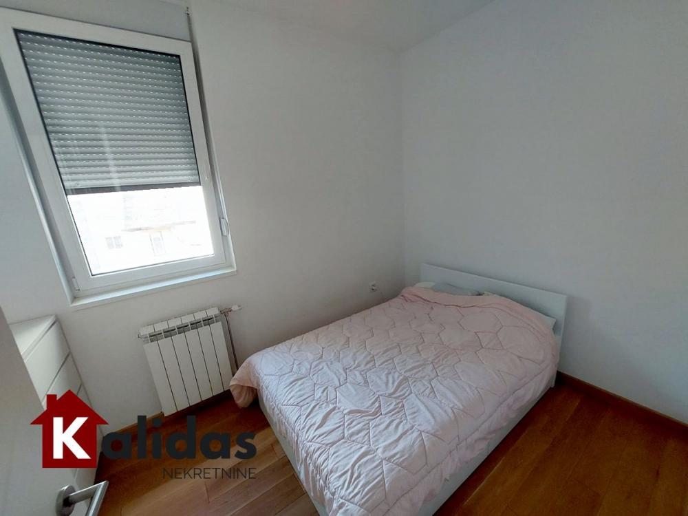 Slika 6 - Stan,NOVI SAD,CENTAR,kv: 73, € 293550, ID: 1005492