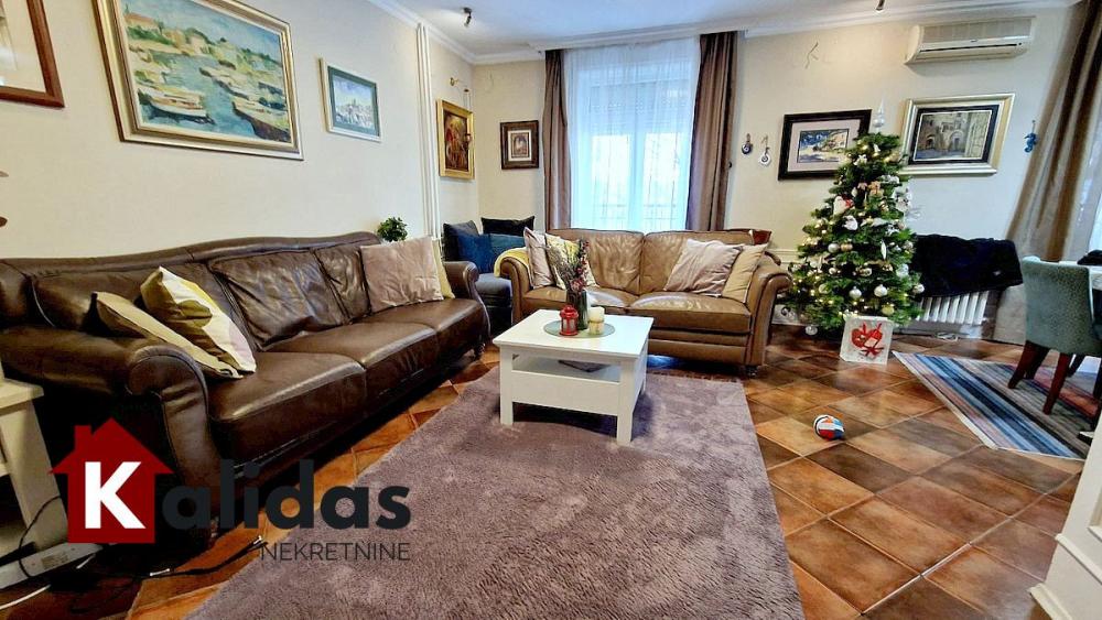 Slika 4 - Stan,NOVI SAD,CENTAR,kv: 104, € 321360, ID: 1006548