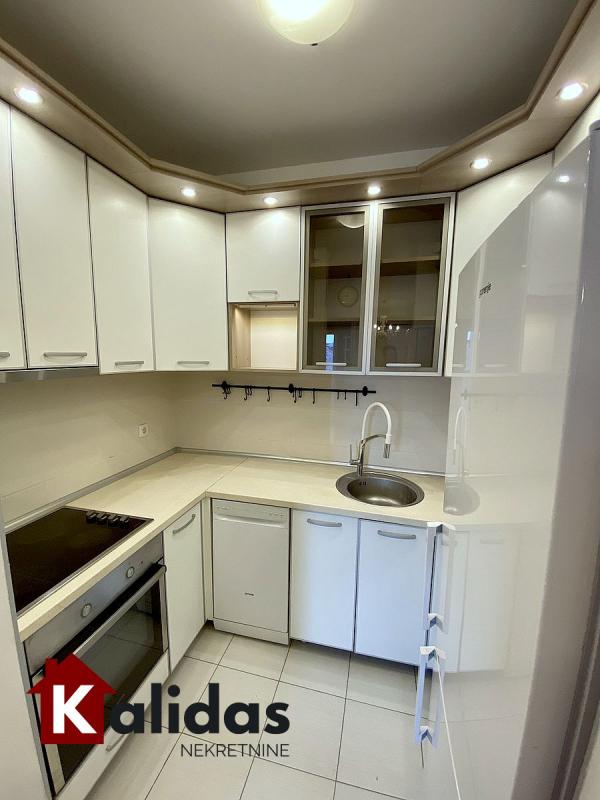 Slika 5 - Stan,NOVI SAD,NOVA DETELINARA,kv: 86, € 189520, ID: 1005312