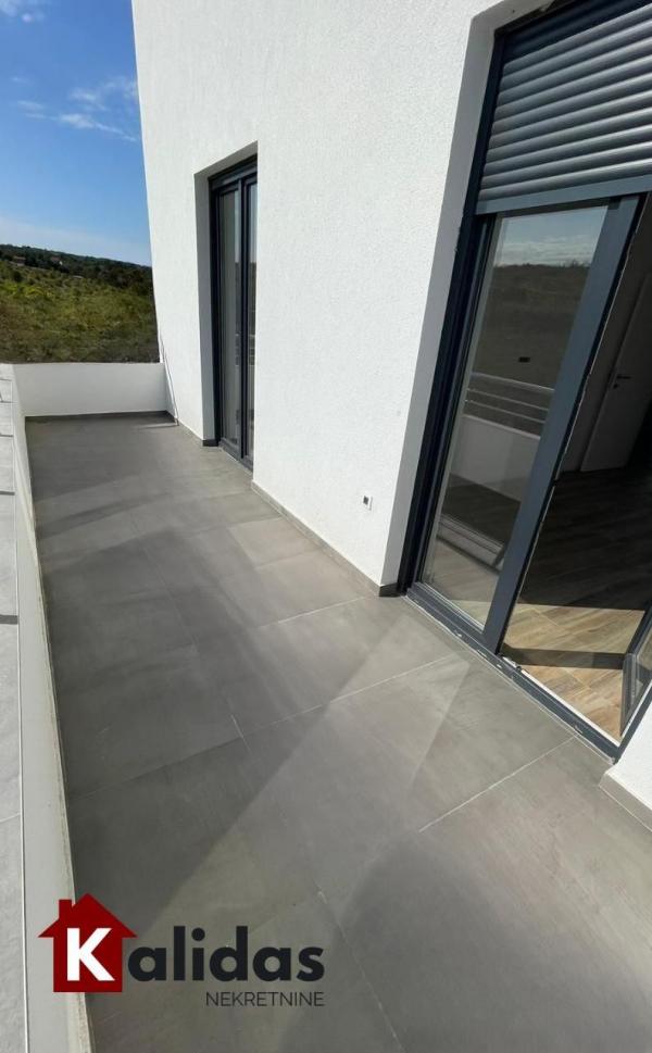 Slika 11 - Stan,PETROVARADIN,ALIBEGOVAC,kv: 116, € 218560, ID: 1006265