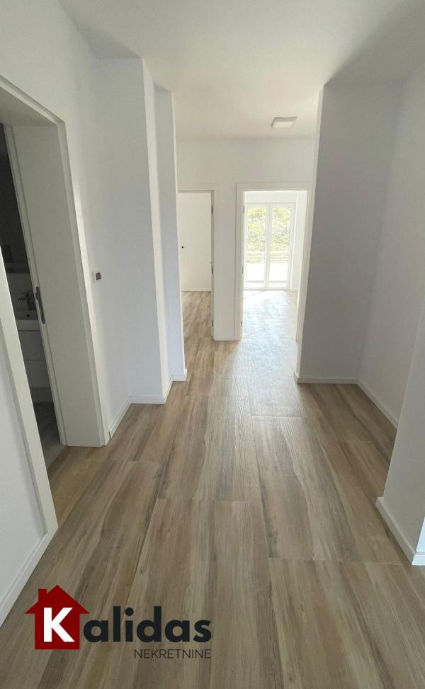 Slika 10 - Stan,PETROVARADIN,ALIBEGOVAC,kv: 116, € 218560, ID: 1006265