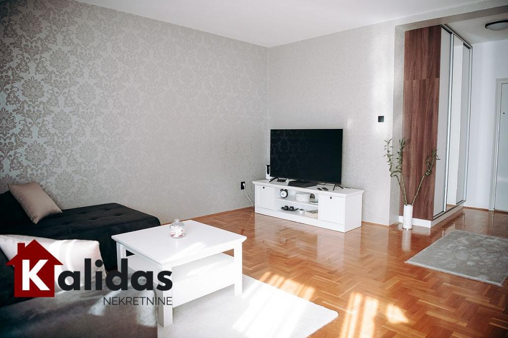 Slika 1 - Stan,NOVI SAD,NOVA DETELINARA,kv: 86, € 196910, ID: 1006244