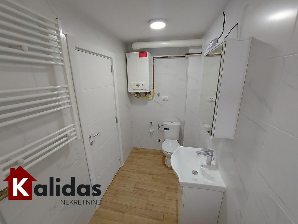 Slika 10 - Stan,NOVI SAD,ADICE,kv: 45, € 108150, ID: 1005730