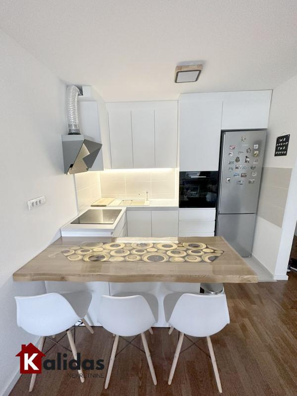 Slika 3 - Stan,NOVI SAD,ADICE,kv: 61, € 151410, ID: 1005544