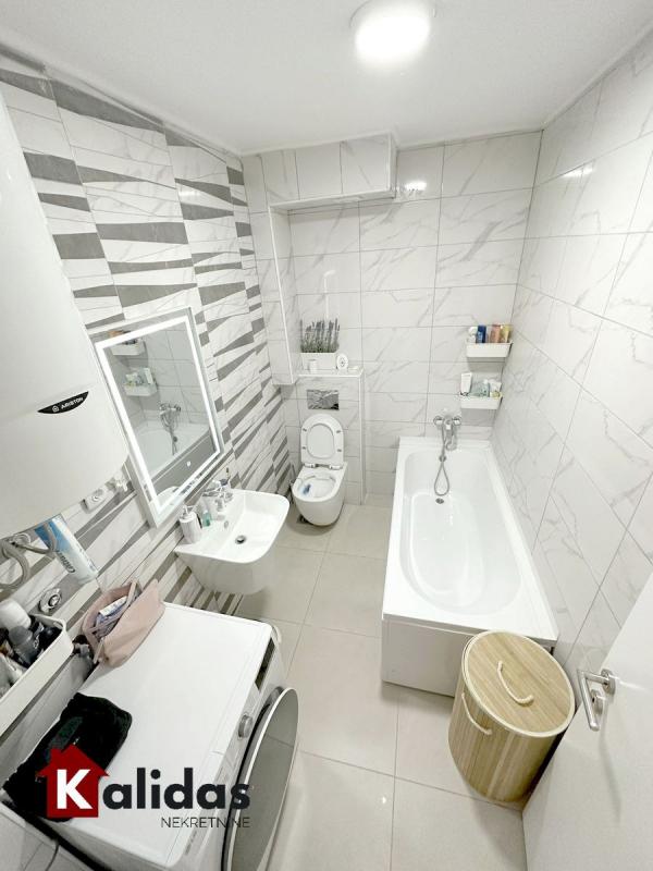 Slika 10 - Stan,NOVI SAD,ADICE,kv: 61, € 151410, ID: 1005544