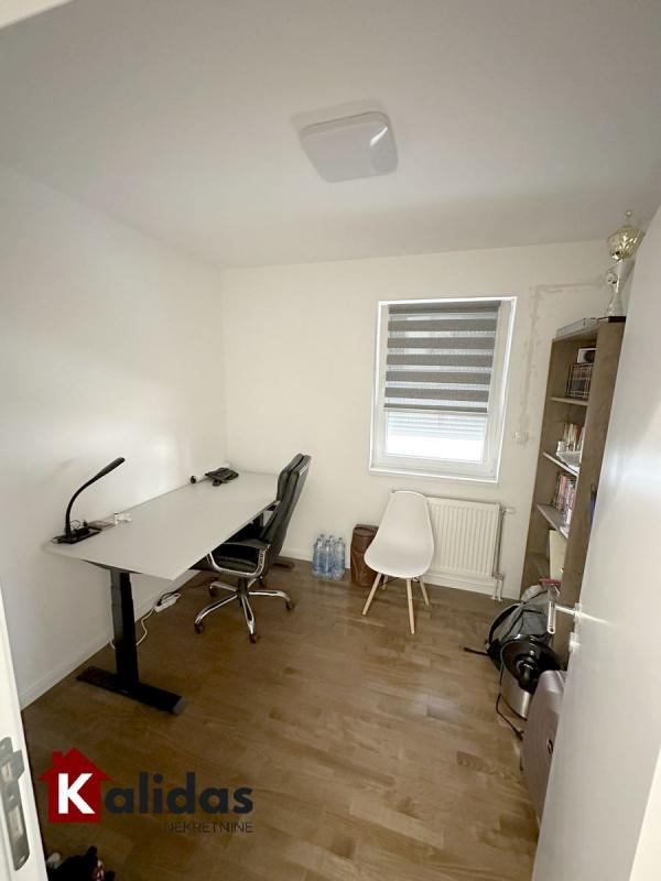 Slika 7 - Stan,NOVI SAD,ADICE,kv: 61, € 151410, ID: 1005544