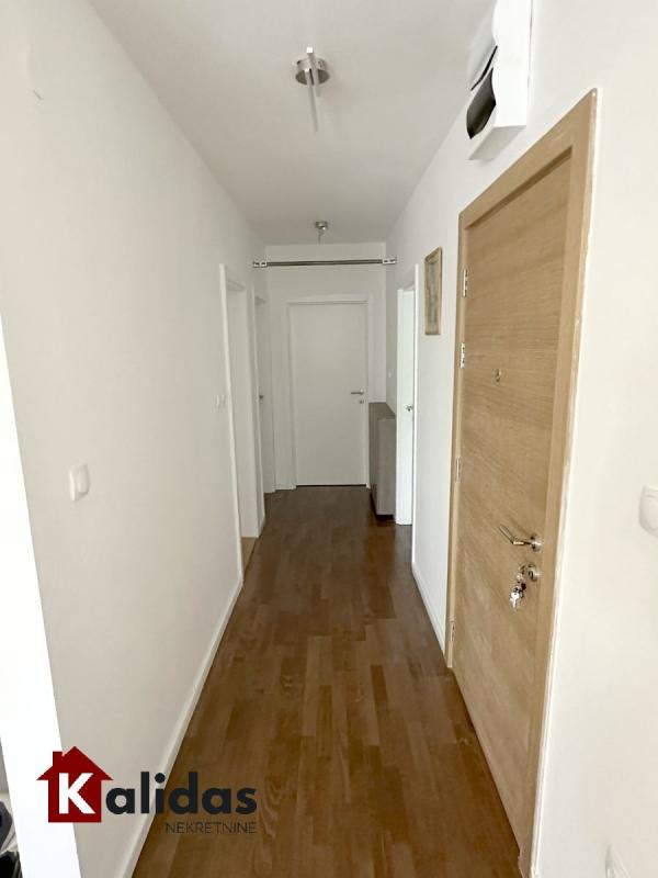 Slika 11 - Stan,NOVI SAD,ADICE,kv: 61, € 151410, ID: 1005544