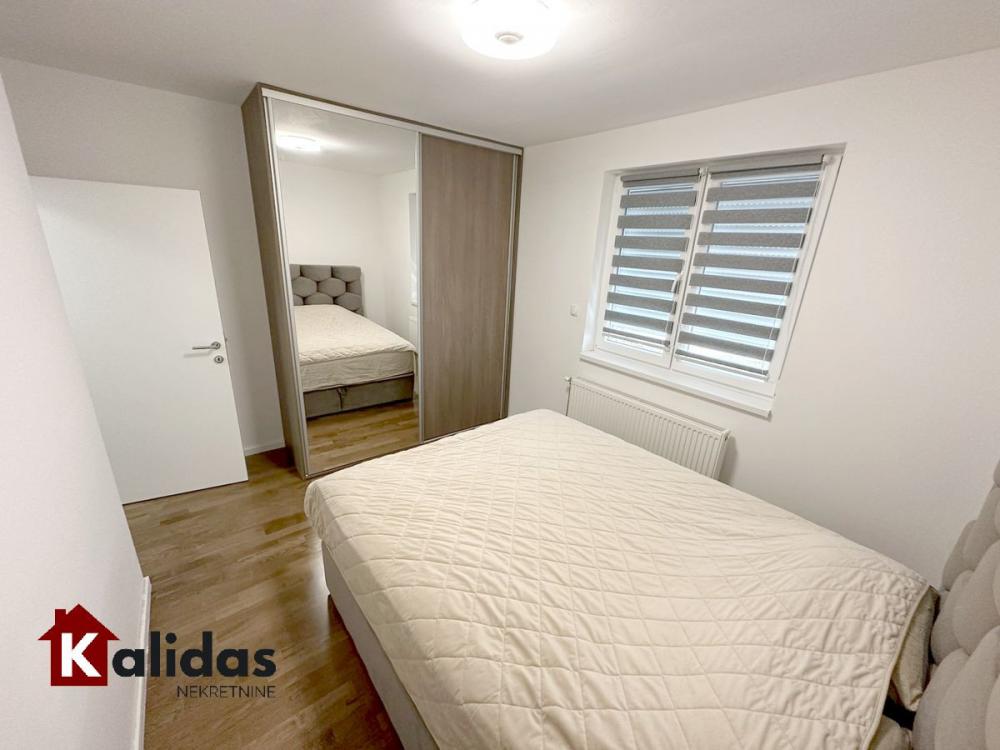 Slika 6 - Stan,NOVI SAD,ADICE,kv: 61, € 151410, ID: 1005544