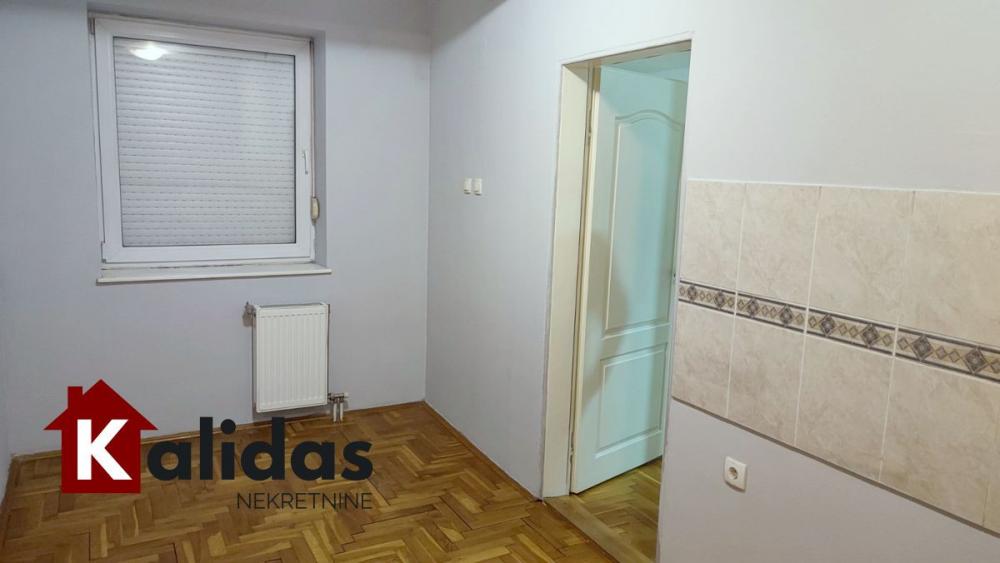 Slika 6 - Stan,NOVI SAD,CARA DUŠANA,kv: 98, € 190550, ID: 1005552