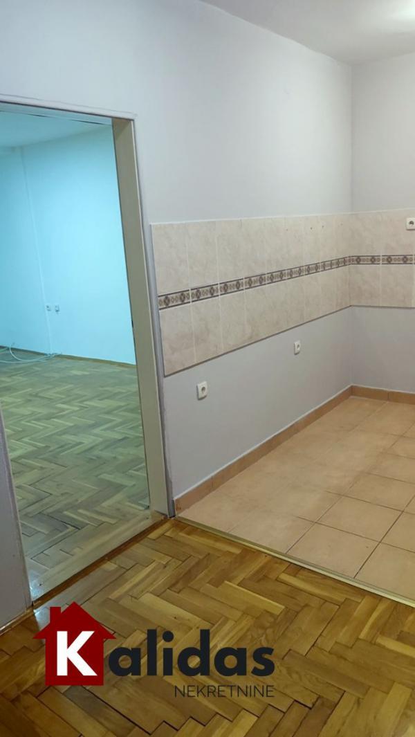 Slika 7 - Stan,NOVI SAD,CARA DUŠANA,kv: 98, € 190550, ID: 1005552