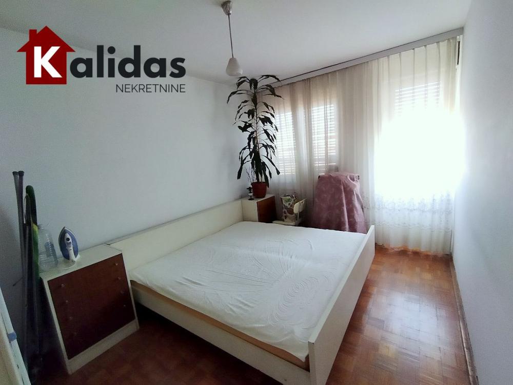 Slika 8 - Stan,NOVI SAD,BULEVAR,kv: 94, € 213000, ID: 1004130