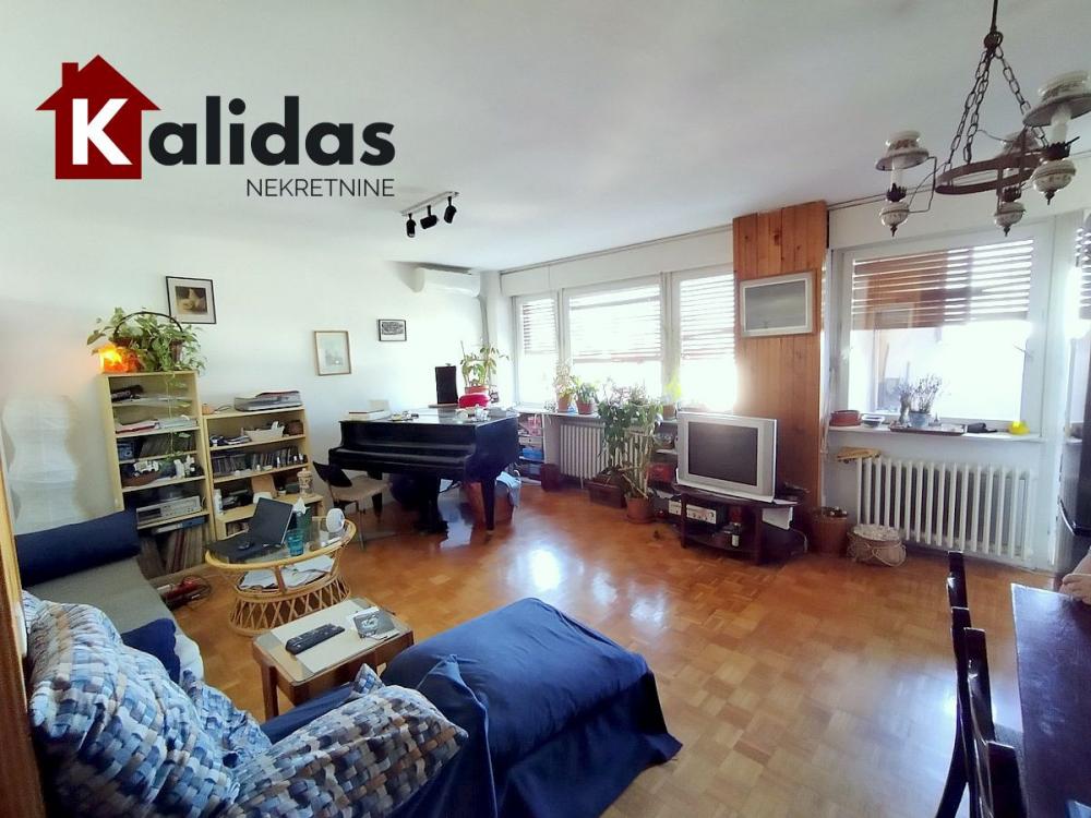 Slika 1 - Stan,NOVI SAD,BULEVAR,kv: 94, € 213000, ID: 1004130