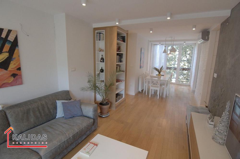 Slika 6 - Stan,NOVI SAD,CENTAR,kv: 69, € 293550, ID: 1002424