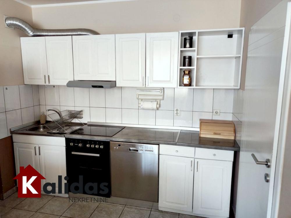 Slika 3 - Stan,NOVI SAD,TELEP,kv: 55, € 135960, ID: 1005506