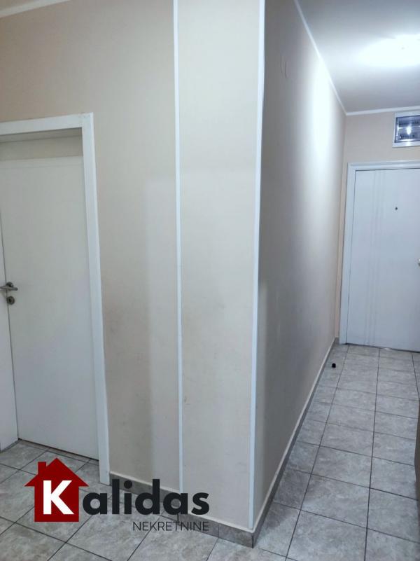 Slika 10 - Stan,NOVI SAD,TELEP,kv: 55, € 135960, ID: 1005506