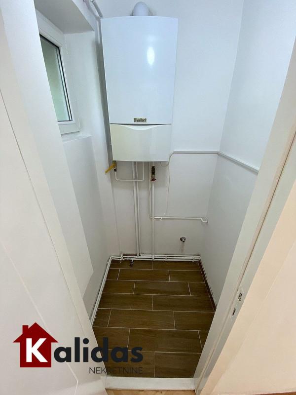Slika 7 - Stan,NOVI SAD,ADICE,kv: 27, € 53560, ID: 1003561