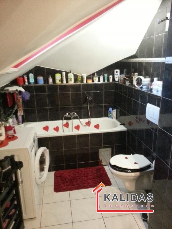 Slika 10 - Stan,NOVI SAD,NOVO NASELJE,kv: 73, € 185400, ID: 1000624