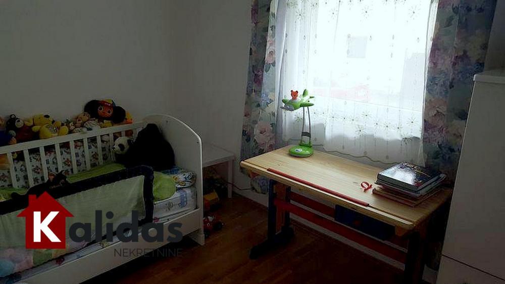 Slika 3 - Stan,NOVI SAD,GRBAVICA,kv: 47, € 147650, ID: 1005113