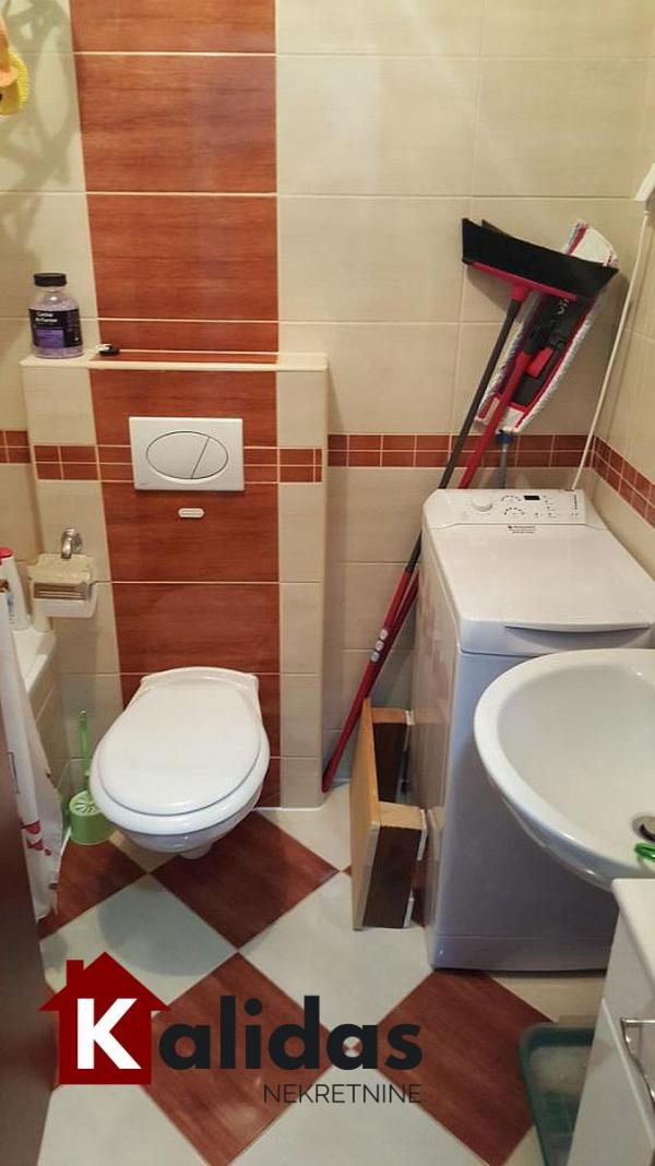 Slika 6 - Stan,NOVI SAD,GRBAVICA,kv: 47, € 147650, ID: 1005113