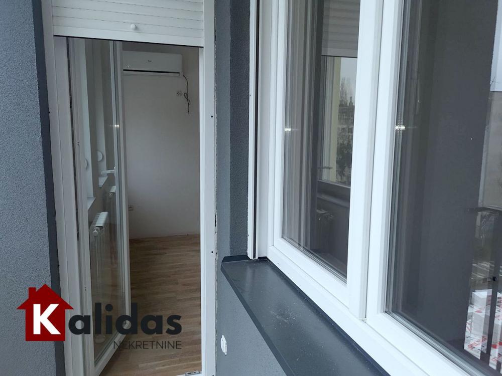 Slika 8 - Stan,NOVI SAD,DETELINARA,kv: 40, € 123600, ID: 1004962