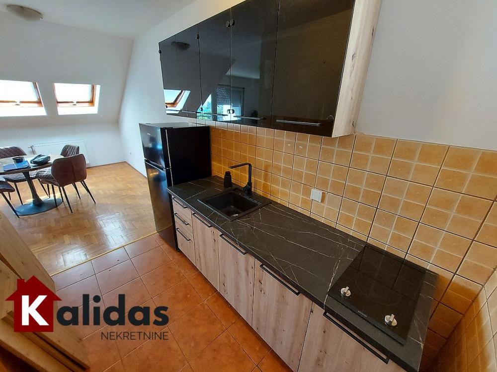 Slika 4 - Stan,NOVI SAD,SALAJKA,kv: 54, € 111240, ID: 1004414