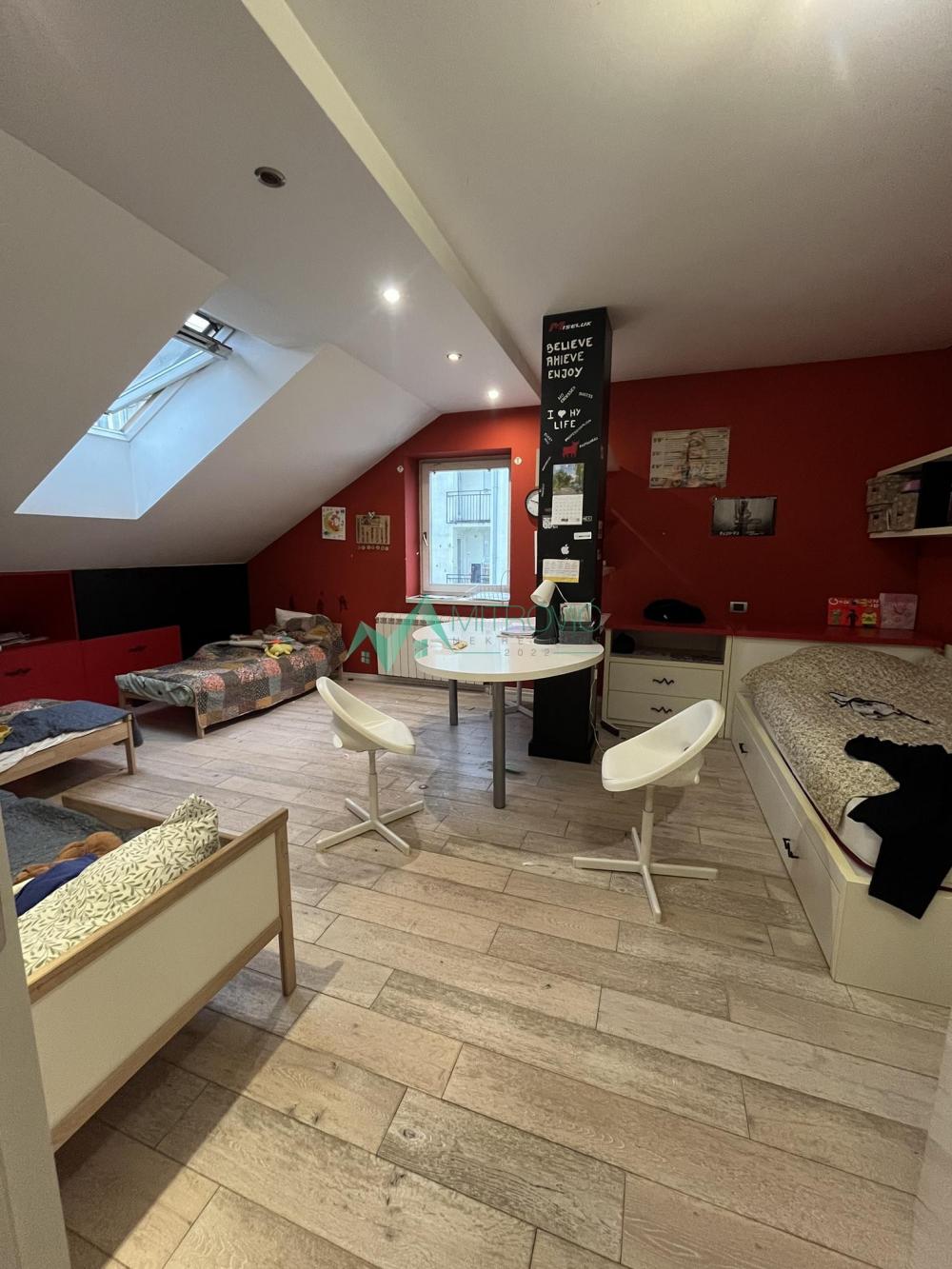 Slika 11 - Novi Sad, Bulevar oslobođenja - Prostran petosoban stan, 174m2 + 20m2 + garaža 